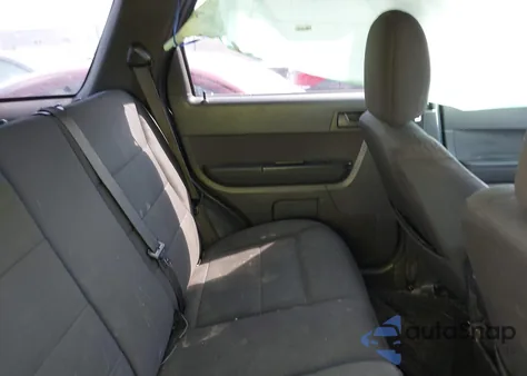 2012 Ford Escape Xlt z USA, uszkodzony, nr VIN 1FMCU0DG2CKB56800